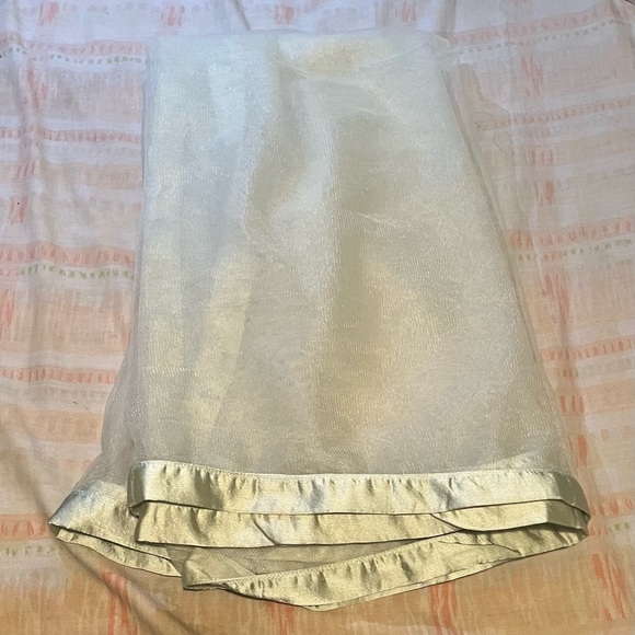 Lehenga for sale - Picture 4 of 4